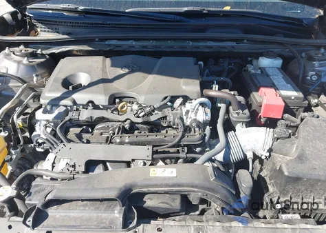 2024 Toyota Camry Le z USA, uszkodzony, nr VIN 4T1C11AK6RU876007